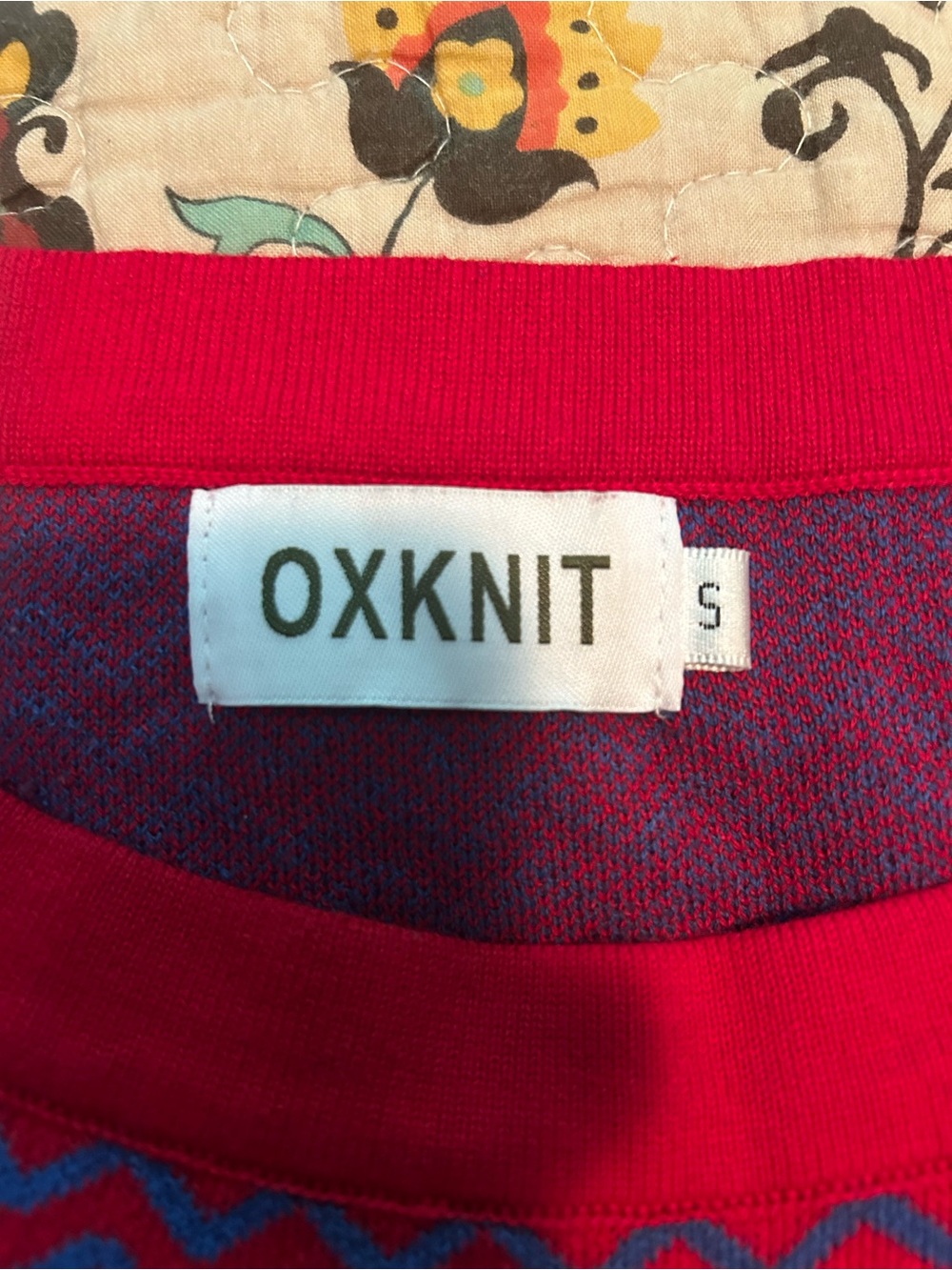 OXKNIT Red & Blue Zigzag Crew Neck One Shoulder Sweater - Picture 3 of 3